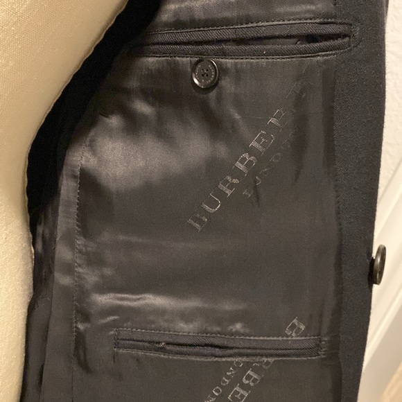 NWOT BURBERRY STUNNING MENS 100% WOOL PEA COAT SIZE LARGE/ 52 EXCELLENT CONDITI - Picture 11 of 16